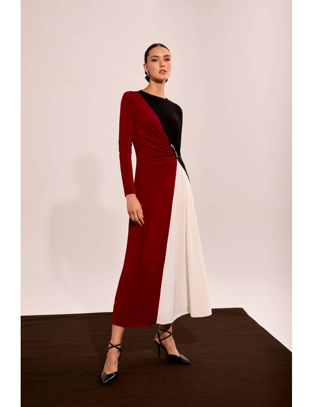 VESTIDO CARLA RUIZ 52029