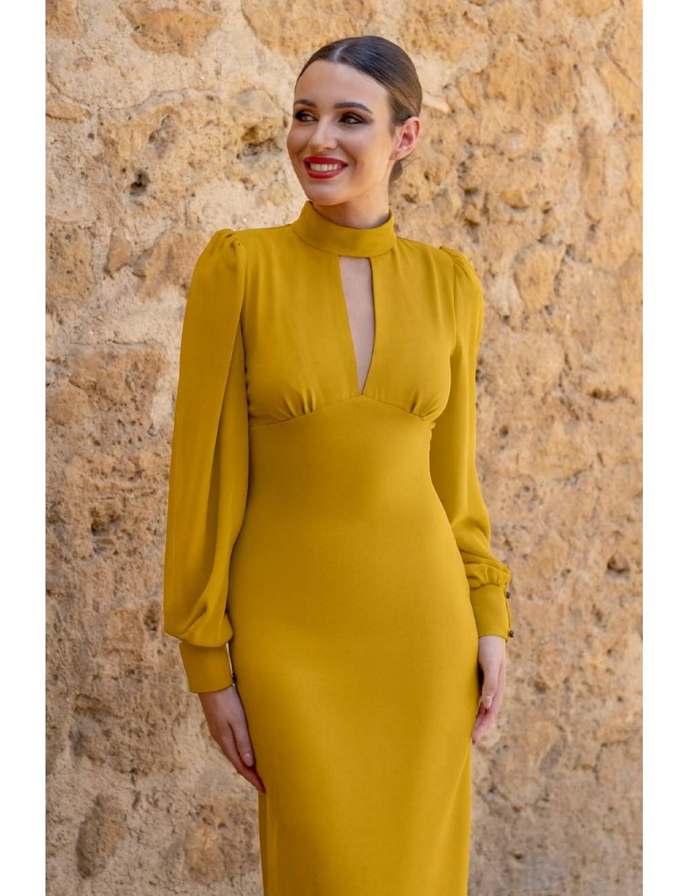 VESTIDO PERFECTA INVITADA...