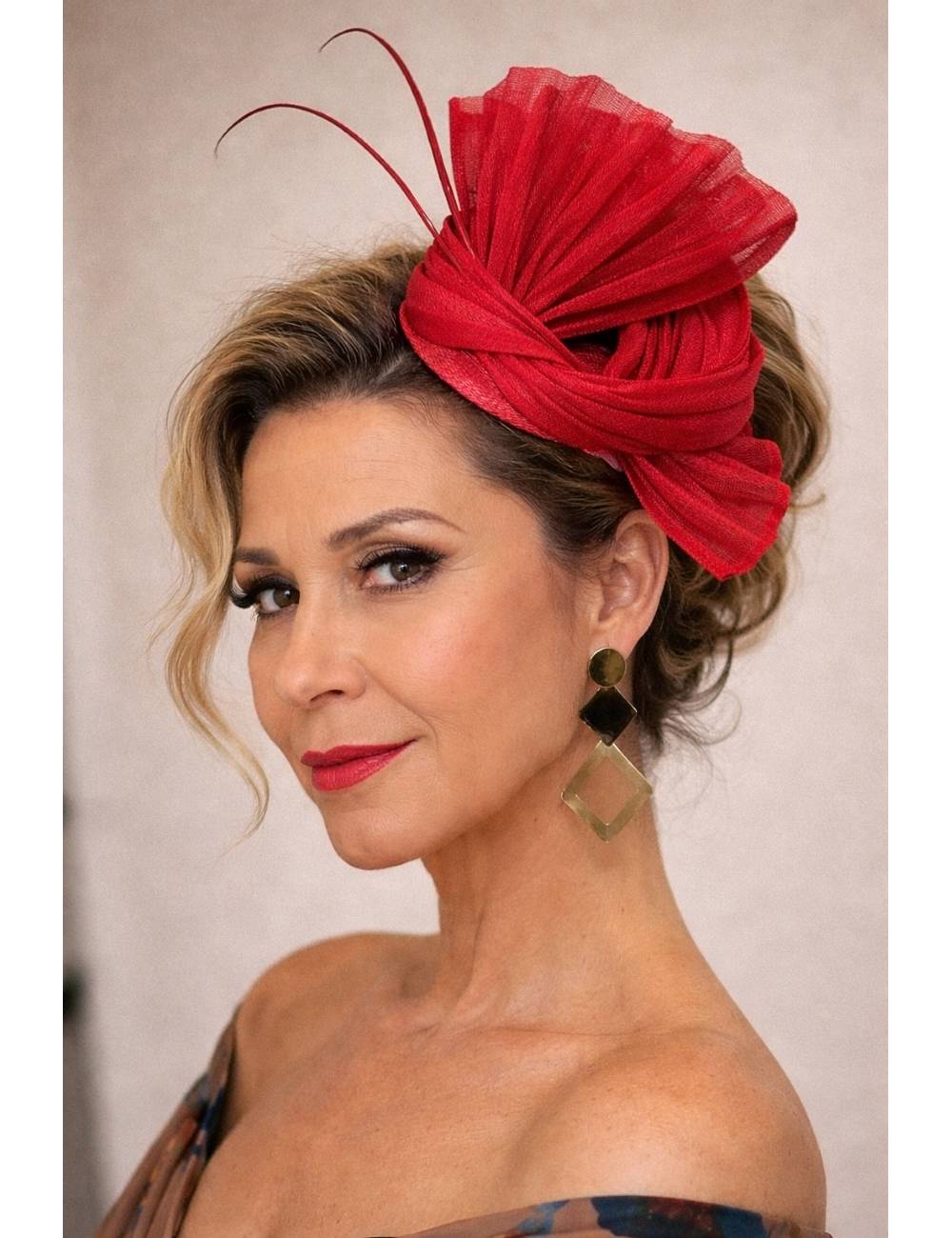 TOCADO PLUMA Y COLLAR 645