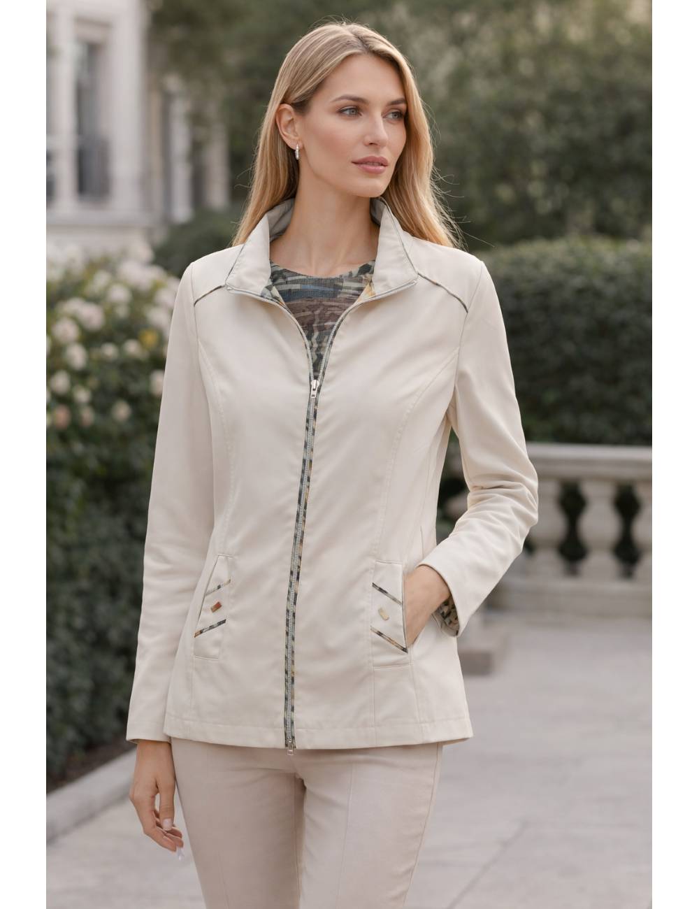 CHAQUETA MCM 26247