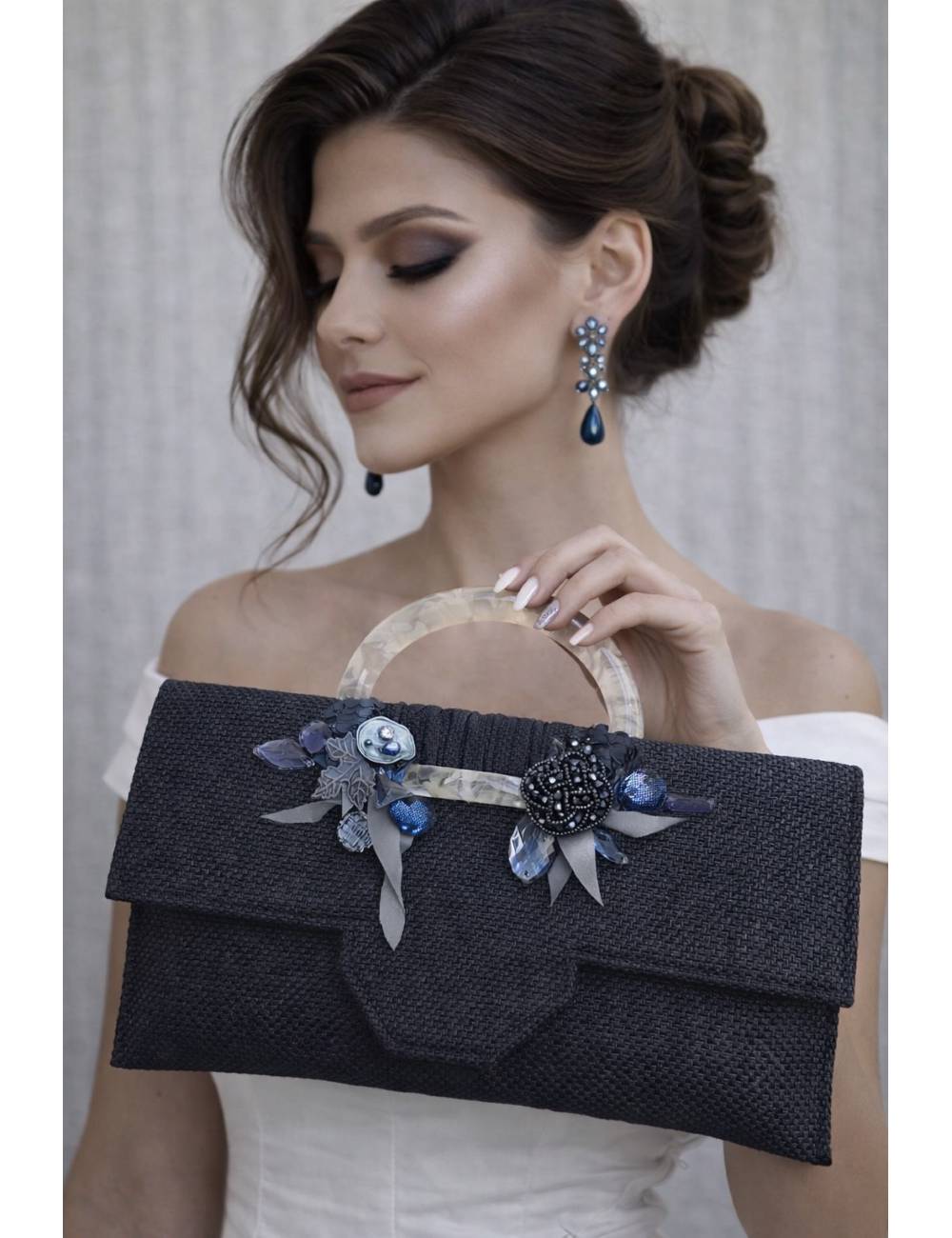 BOLSO PLUMA Y COLLAR 300