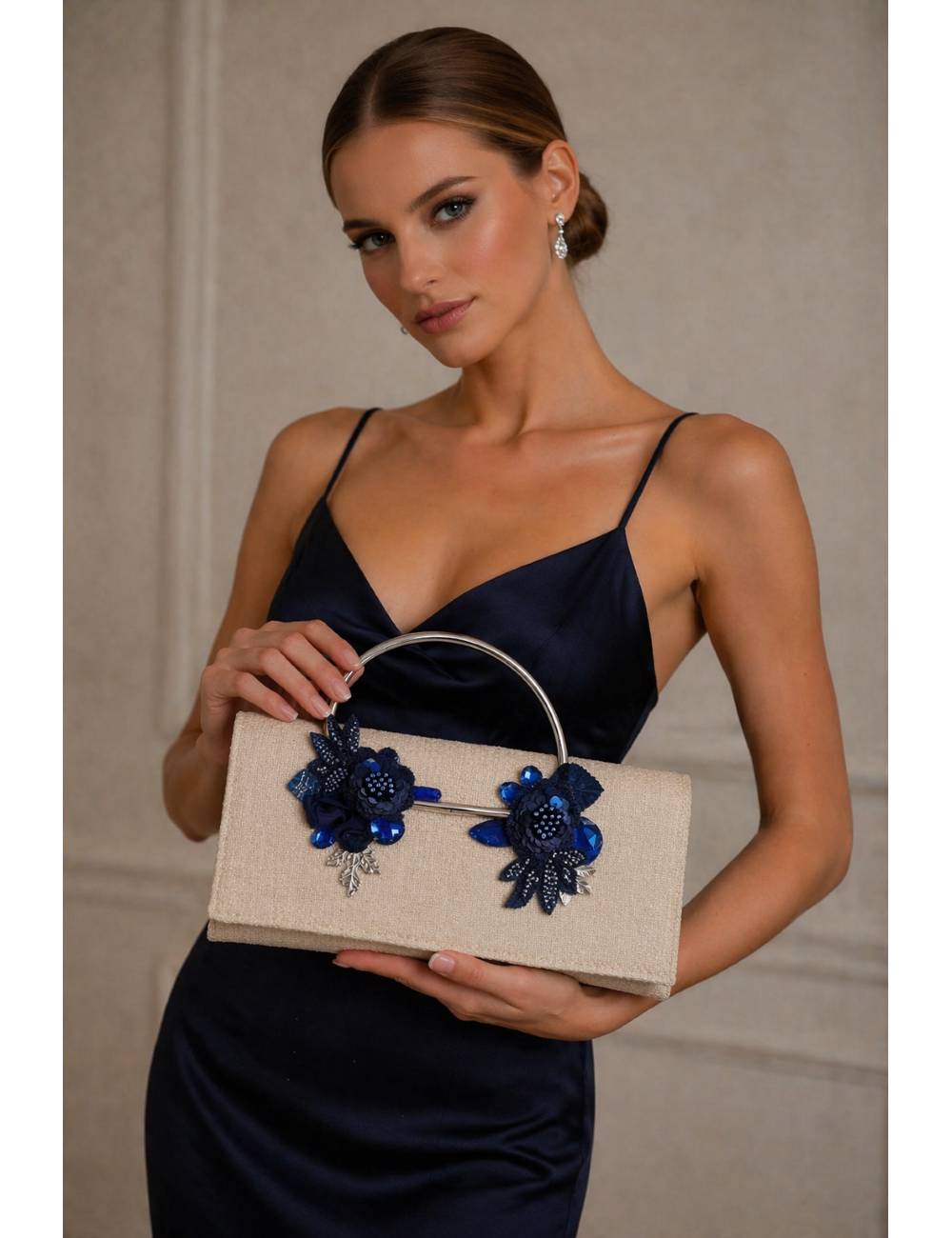 BOLSO PLUMA Y COLLAR 101